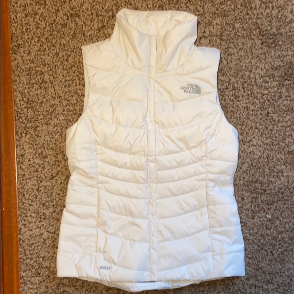 Woman’s North Face Aconcagua Vest II